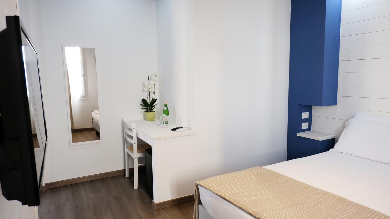 Hotel Della Contrada Marina di Cecina Zewnętrze zdjęcie